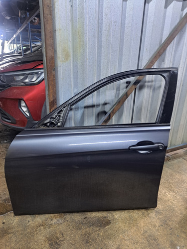 Porta Dianteira Esquerda Bmw 320 2013 A 2016 