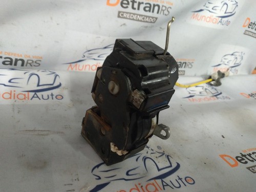 Fechadura  Manual Porta Traseira Esquerda Fiat Mobi 17 3732