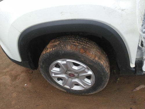 Acabamento Para-lama Dianteiro Esquerdo Fiat Toro 1.8 2019