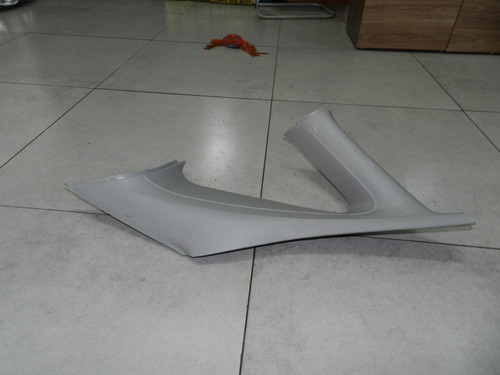 Moldura Coluna Traseira Direita Ford Focus 1999 2000 A 2004