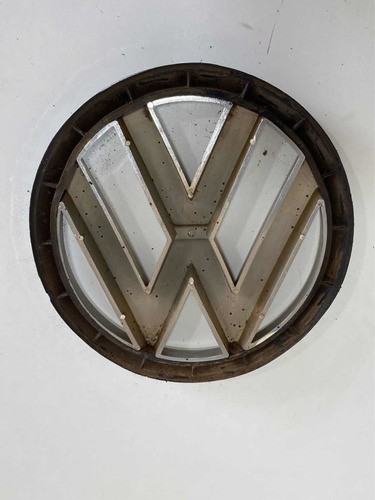 Emblema Tampa Traseira Logo Vw Saveiro Bola G2 / G3