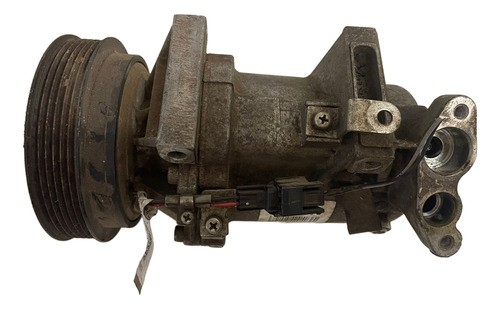 Compressor De Ar Sandero Logan Expr 1.6 2015 - 8201025121b