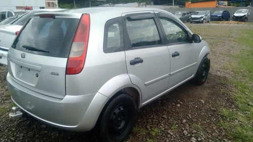 Sucata Ford Fiesta 1.6 8v 95cvs Gasolina 2003 Rs Caí Peças