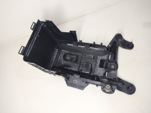 Suporte Bateria Vw Jetta 2007/2009 Original 1k0915333c