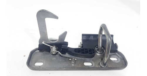 Trava Superior Capo  Vw Tiguan Golf Jetta  1ko823480