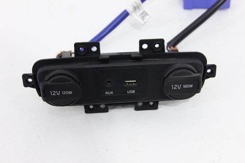 Tomada 12v Com Usb Auxiliar Sportage 12/16 Usado (859)