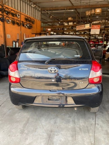 Sucata Toyota Etios 1.3 Hatch P/ Remoção Peças Acessórios 