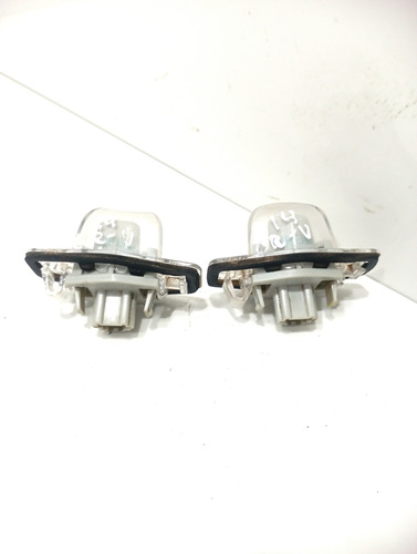 Par Luz De Placa Crv 2014