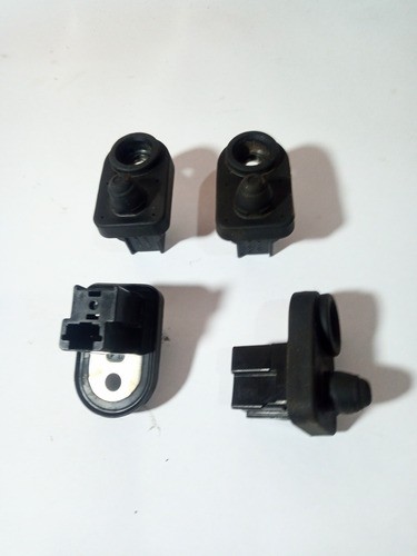 Interruptor De Porta Nissan March / Versa / Kicks Pn:cs30u1