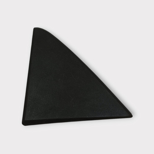Moldura Da Porta Traseira Direita Gm Cobalt 2012 A 2019