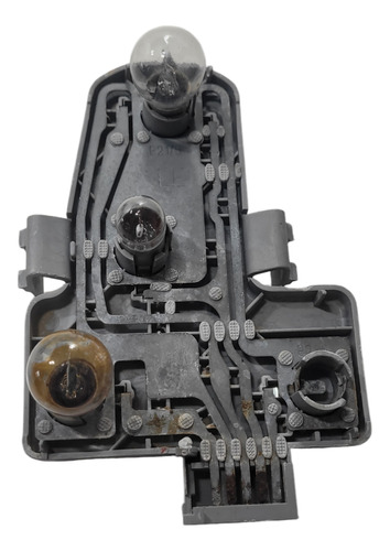Soquete Lanterna Traseira Esquerda Vw Gol G3 99/04 (al)