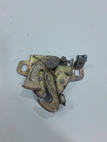 Fecho Inferior Capo Vw G3 G4 05/09 3258235071 (vj)