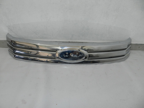 Grade Para-choque Dianteiro Fusion 06/09 6e538150bc Detalhe