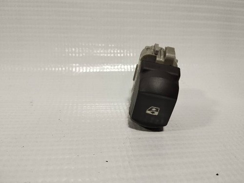 Botao Vidro Diant Renault  Megane  2012