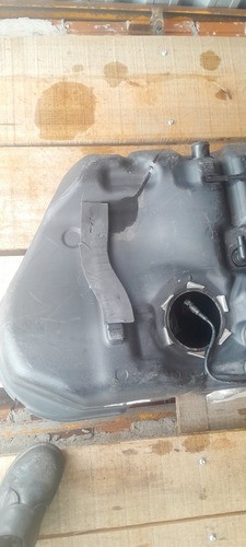 Tanque De Combustível Plástico Gm Vectra 06/11 93350080 (vj)