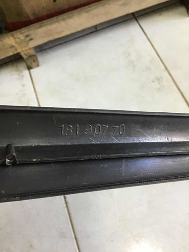 Moldura Soleira Direita Fiat Uno Mille 2p 04/13 21581*