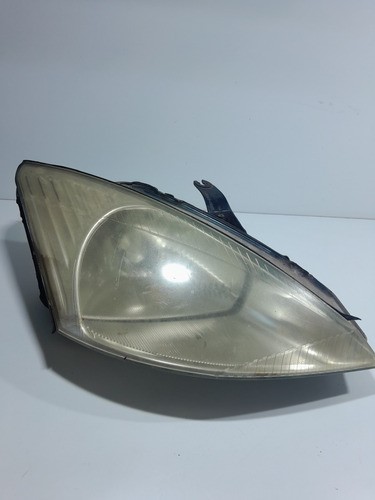 Farol Esquerdo Ford Focus Sedan 2005 C/detalhe (vj)