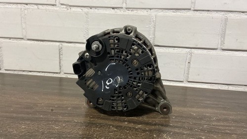 Alternador Mercedes Benz C300 2017