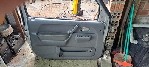 Porta Dianteira Esquerda Suzuki Jimny 2009 2010 2011 2012