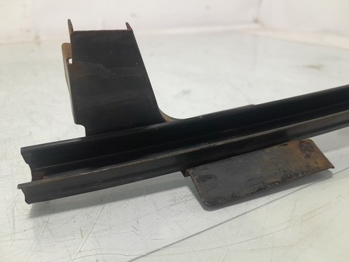 Guia Do Vidro Porta Traseira Direita Hilux Sr5 1995/2004 