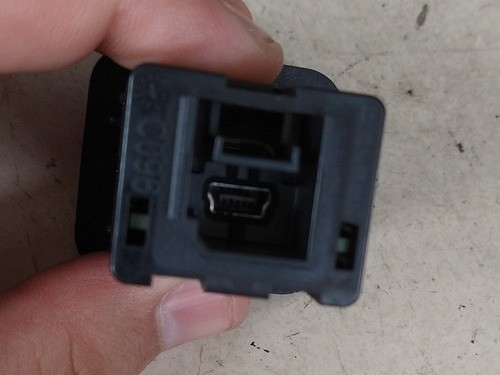 Entrada Conector Usb Console Argo 2020 2021