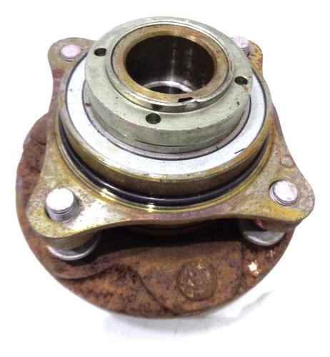 Cubo De Roda Dianteira Esquerda Hilux 2006