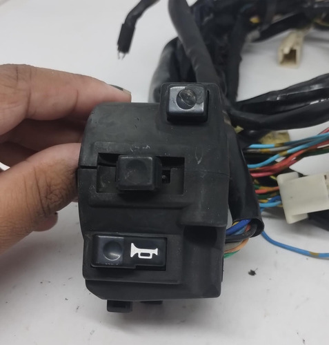 Comando Chave Seta Luz Buzina Chicote Titan Cg Fan 125 00/08