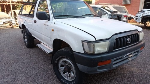 Hilux Cabine Simples 3.0 Diesel 2004 Motor Cambio Em Peças 