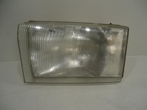 Farol F-250 F-350 F-4000 99/05 Le Com Detalhe No Cromo E Na 