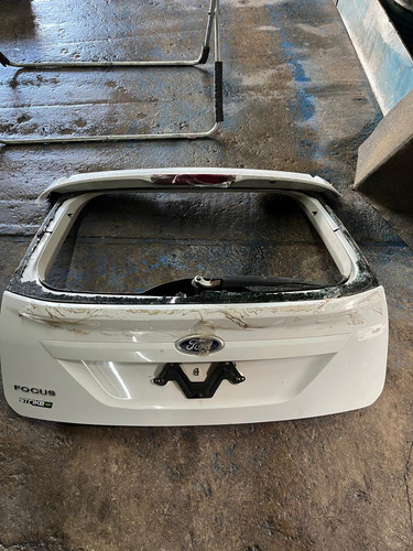 Tampa Traseira Porta Malas Ford Focus Hatch 2011 2012 2013