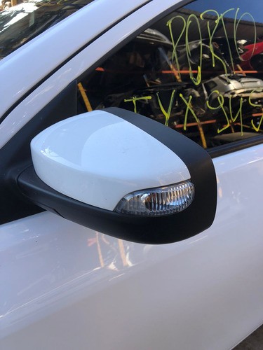 Retrovisor Esquerdo Nissan Versa 2018/2019