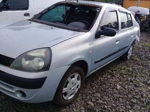 Sucata Renault Clio 1.0 Gasolina 2003 Rs Caí Peças