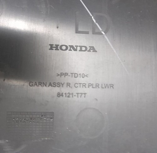 Moldura Coluna Central Direita Honda Hr-v 2016 - 84121t7t