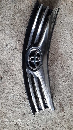 Grade Dianteira Toyota Corola 15/17 53111 02840 C/det