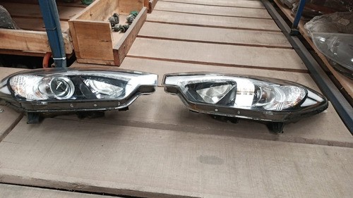 Par Farol Kia Cerato 2013 A 2016 Usado Original