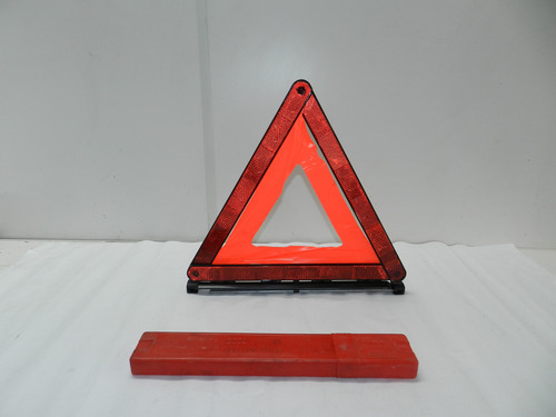 Triângulo Sinalização Emergência Audi A3 97/06 8d9860251b