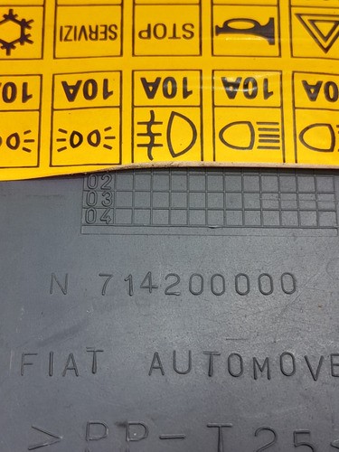 Tampa Caixa Fusiveo Fiat Palio 96/01 714200000 (vj)