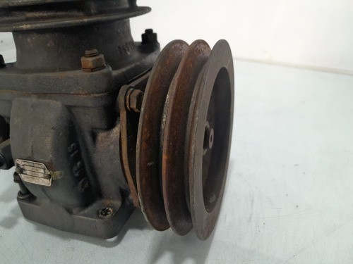 Compressor Do Ar Motor Mercedes 1618 1620 1113 1313 Knorr