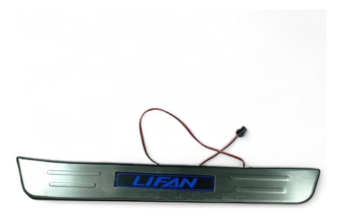 Soleira Interna Dianteira Lado Direito Lifan X60 2015