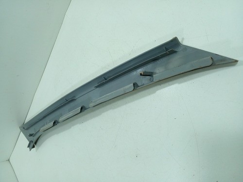 Moldura Esquerda Parabrisa Peugeot 306 1999 9617696577 (m)