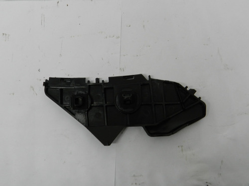 Guia Parachoque Traseiro Direito Toyota Corolla 2009 A 2014
