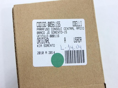 Parafuso Console Central Apoio Braço Jg Sorento 10/14 Us (1