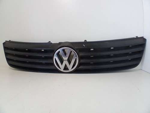 Grade Frontal Com Emblema Vw Passat 3b0853653c Original 