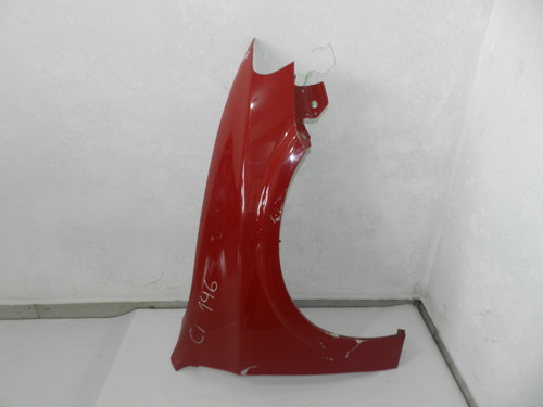 Para-lama Direito Vermelho Gm Celta 2001 A 2006 Com Detalhe