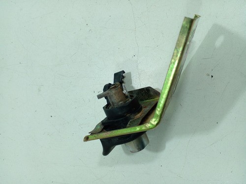 Fechadura Porta Malas Vw Santana 1996 1999 377827531 (m)