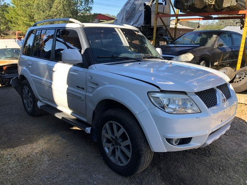 Sucata Mitsubishi Pajero Tr4 2015 2.0 4x4 Retirada Peças 