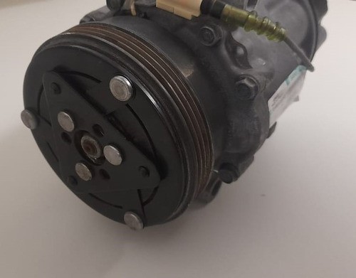 Compressor Ac Renault Sandero Exp 1.0 16v 2011 - 8200840899