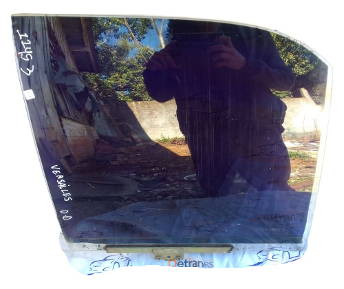 Vidro Porta Dianteira Direita Ford Versailles  11453