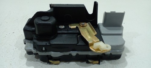 Fechadura Porta D.d Citroen Xsara Picasso 2001/06 (r)