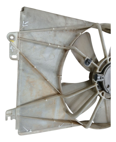 Defletor Ventoinha Toyota Corolla 2004 C/ Detalhe (ap) Ptv